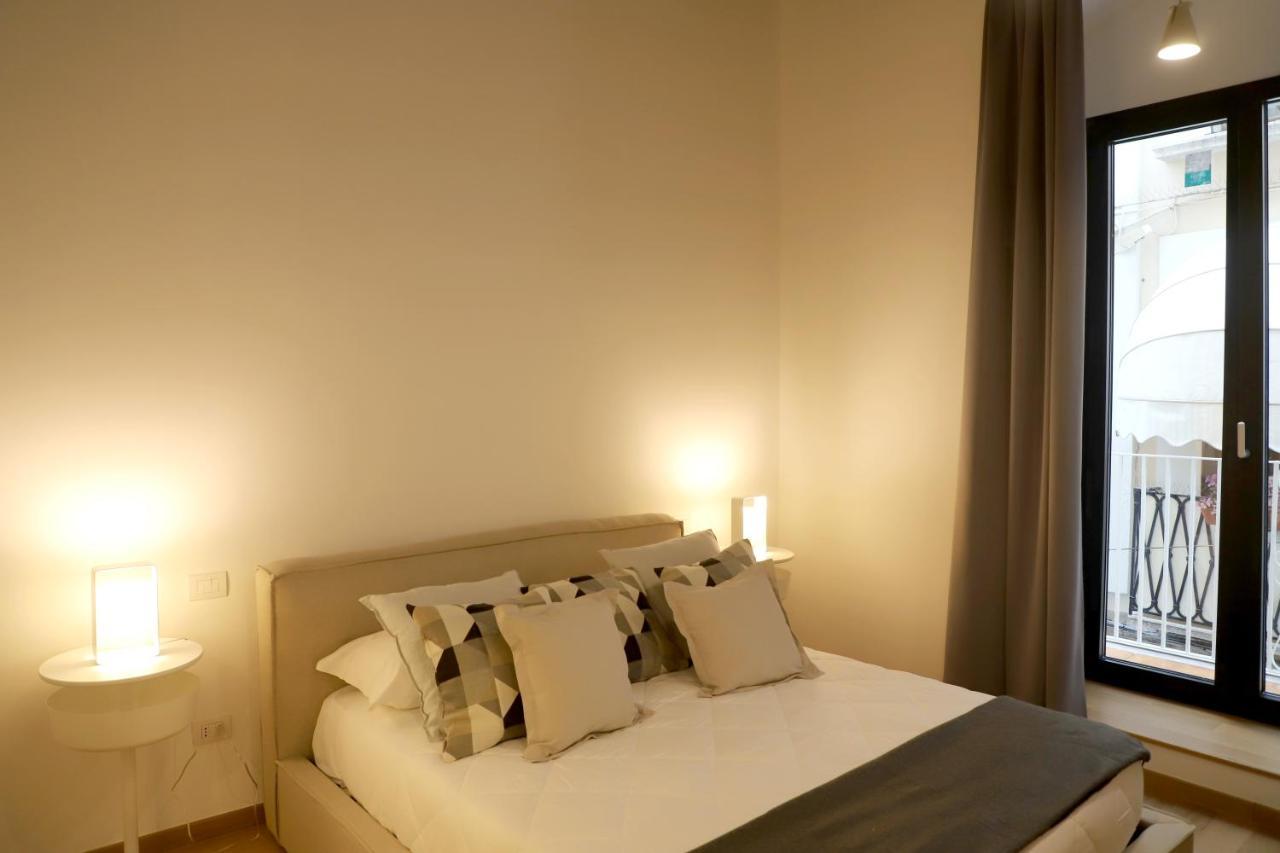 Vista Borgo Antico Hotel Bari Eksteriør billede